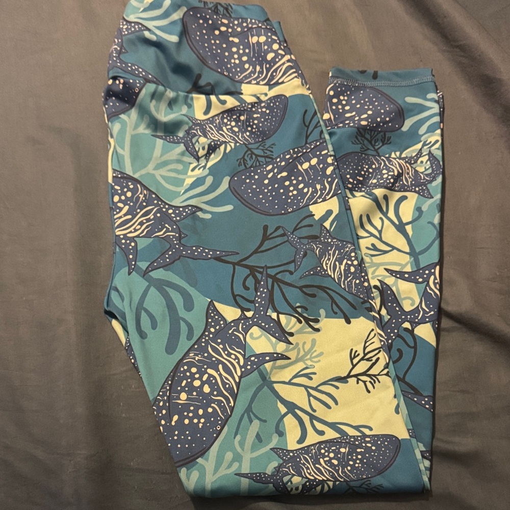 Wanderlust Whaleshark dive Leggings